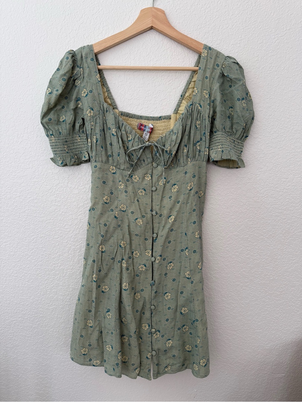 Urban Outfitters Floral Puff Sleeve Button Front Mini Dress XS